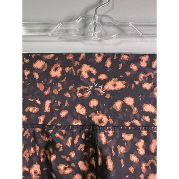 Varley Luna Leggings in Textured Animal Print - Picture 5 of 5